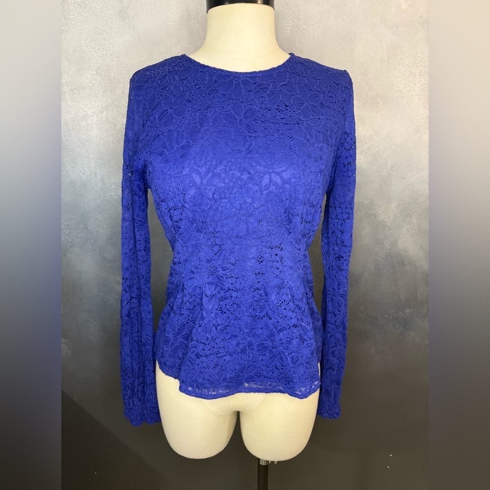 💙Sweet Rain Royal Blue Lace Long Sleeve Top - Size M💙